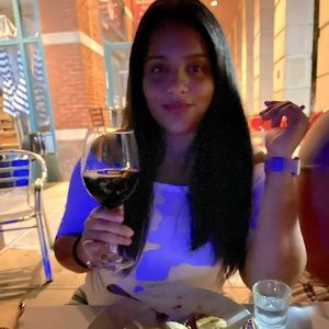 Meet your Posher, Luz